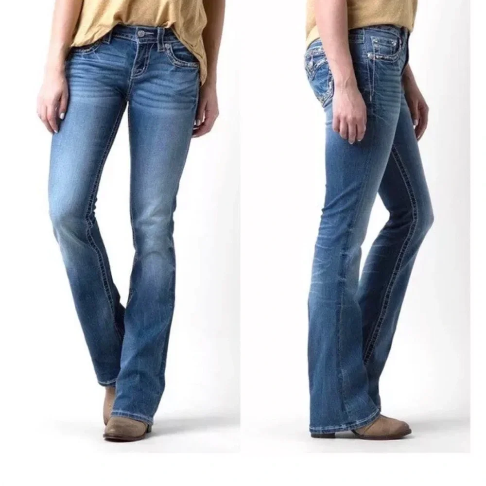 NEW Miss Me Women’s Denim Jeans Boot Mini Flare Size 26 Medium Wash Rhinestone - Picture 2 of 12